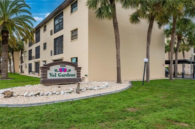 Port Charlotte Waterway Lakes Area Condo For Sale in Port Charlotte Florida