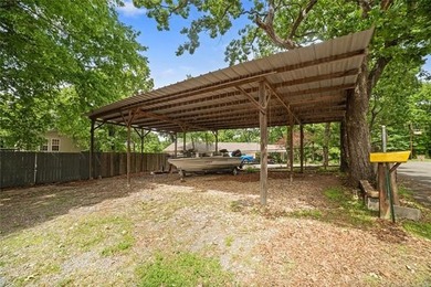 This is a must see for lake lovers. Main cabin plus 2-story - photo 2
