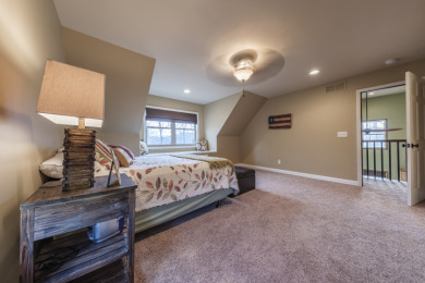 Custom Home on 3 WF lots, 2 DOCKS, Large Shop & Garage! - photo 16