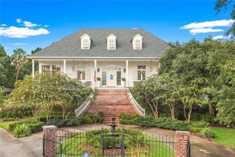 Lake Pontchartrain Home For Sale in Mandeville Louisiana