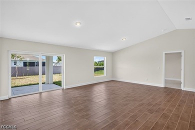MOVE-IN READY-DON'T WAIT, CLOSING ASSISTANCE AVAILABLE! This - photo 13