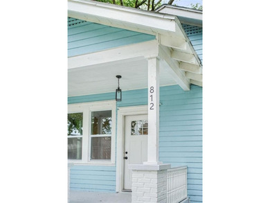 Welcome to 812 E. 33rd Street, a beautifully updated bungalow - photo 25