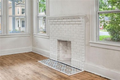 Welcome to 812 E. 33rd Street, a beautifully updated bungalow - photo 27