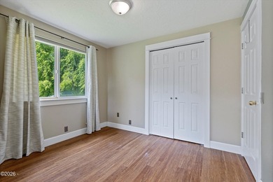 This lovely one-level home is located near Newport's Big Creek - photo 28