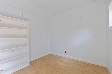 This lovely one-level home is located near Newport's Big Creek - photo 33