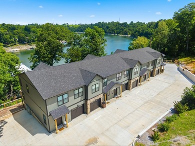 Lake Living Meets Investment Opportunity! Escape to the lake - photo 7