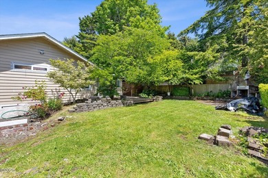 This lovely one-level home is located near Newport's Big Creek - photo 39