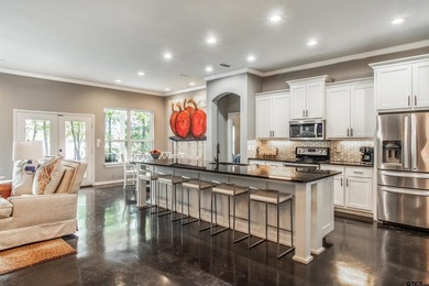 Welcome to this stunning custom-built 2017 waterfront retreat - photo 4