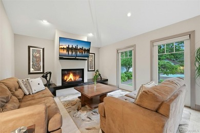 New To Market! Beautifully appointed and architecturally - photo 8