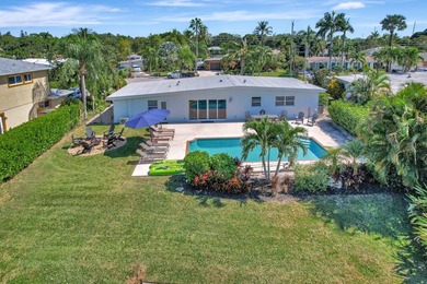 Enjoy the ultimate waterfront lifestyle in this exceptional - photo 3