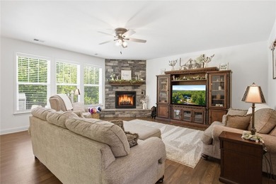 Welcome to your absolute dream home at 525 Sixteenth Cir - photo 15