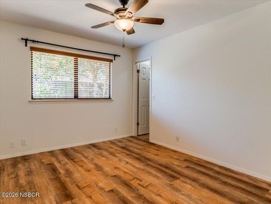 Very nice and well cared for single story 4 bedroom-2 bath home - photo 21