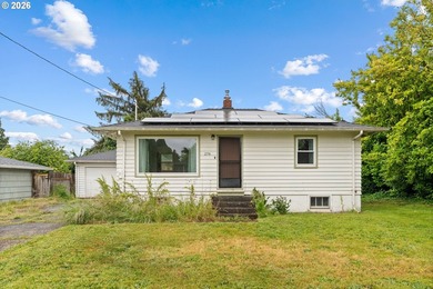 Charming home offering 2 bedrooms, 1 bathroom, and 1,536 square - photo 1