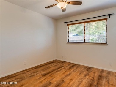 Very nice and well cared for single story 4 bedroom-2 bath home - photo 22
