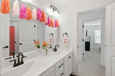 Welcome to your absolute dream home at 525 Sixteenth Cir - photo 23