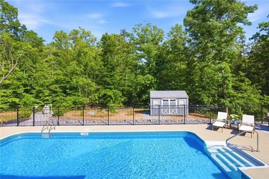 Welcome to your absolute dream home at 525 Sixteenth Cir - photo 31