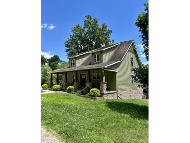 Custom Home on 3 WF lots, 2 DOCKS, Large Shop & Garage! - photo 20