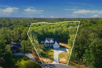 Welcome to your absolute dream home at 525 Sixteenth Cir - photo 35