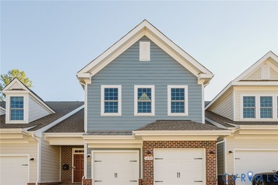 MOVE IN READY New construction! Welcome home to one of - photo 2