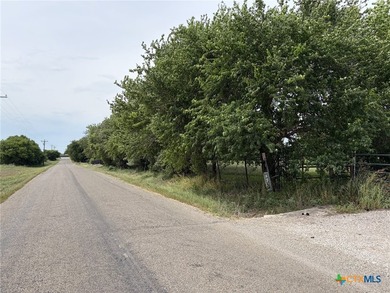 The property consists primarily of open pasture with current use - photo 8