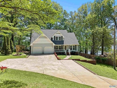 This stunning 4BR/4BA 3518 sf home has excellent water on Elk - photo 1