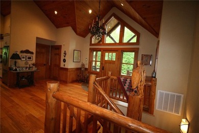 Stunning 2,600 sq ft Adirondack-style home embodies th essence - photo 4