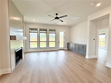 INCREDIBLE BUYER INCENTIVES ON ALL MOVE-IN READY AND TO-BE-BUILT - photo 11