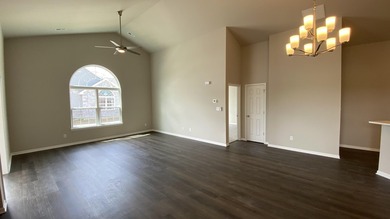 COMPLETED NEW CONSTRUCTION - MOVE-IN READY! Experience - photo 11