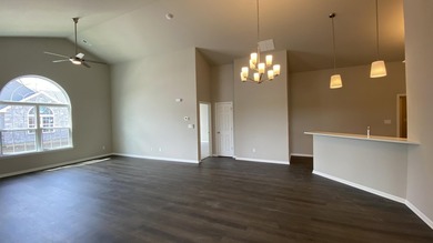 COMPLETED NEW CONSTRUCTION - MOVE-IN READY! Experience - photo 12