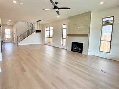 INCREDIBLE BUYER INCENTIVES ON ALL MOVE-IN READY AND TO-BE-BUILT - photo 13