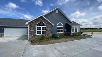 COMPLETED NEW CONSTRUCTION - MOVE-IN READY! Experience - photo 14