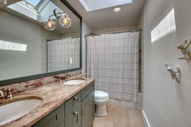 Step into effortless elegance with this contemporary 3-bed - photo 15