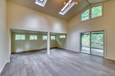 Step into effortless elegance with this contemporary 3-bed - photo 19