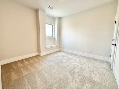 INCREDIBLE BUYER INCENTIVES ON ALL MOVE-IN READY AND TO-BE-BUILT - photo 22