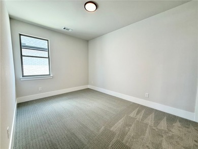 INCREDIBLE BUYER INCENTIVES ON ALL MOVE-IN READY AND TO-BE-BUILT - photo 24