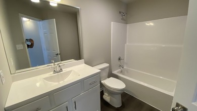COMPLETED NEW CONSTRUCTION - MOVE-IN READY! Experience - photo 25