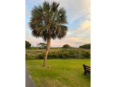 Beautifully updated, fully furnished 2-bedroom, 2-bath end-unit - photo 29
