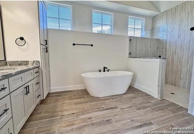 Lake LBJ Lot For Sale in Horseshoe Bay Texas