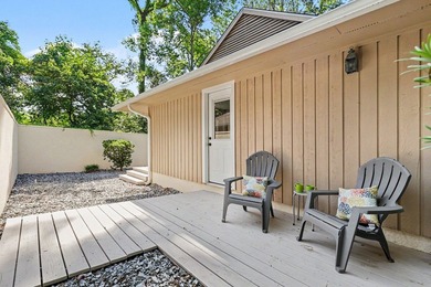 Charming patio home nestled in the serene town of Briarcliffe - photo 9