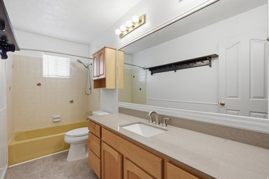 Welcome to picturesque Highland, Utah! This stunning rambler - photo 25