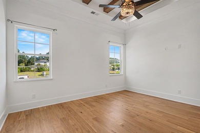 Beautifully upgraded custom home just a short walk, golf cart - photo 10