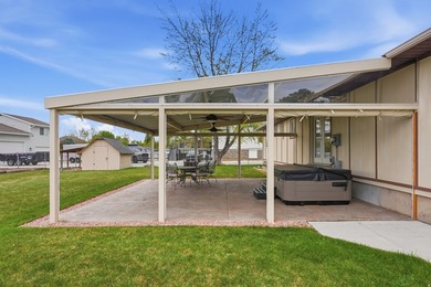 Welcome to picturesque Highland, Utah! This stunning rambler - photo 34