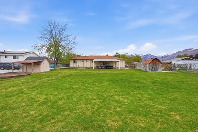 Welcome to picturesque Highland, Utah! This stunning rambler - photo 39