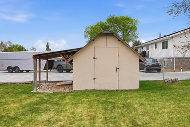 Welcome to picturesque Highland, Utah! This stunning rambler - photo 40