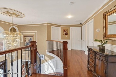 Welcome home! Freshly painted walls and crisp trim throughout - photo 43