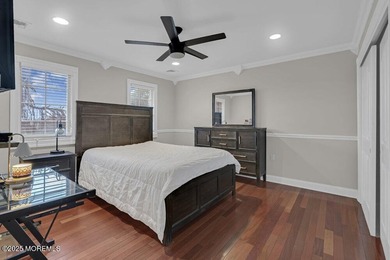 Welcome home! Freshly painted walls and crisp trim throughout - photo 44