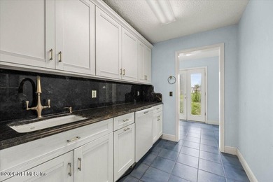 Welcome to the highly desirable Jacksonville Golf & Country Club - photo 48