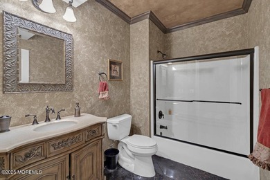 Welcome home! Freshly painted walls and crisp trim throughout - photo 59