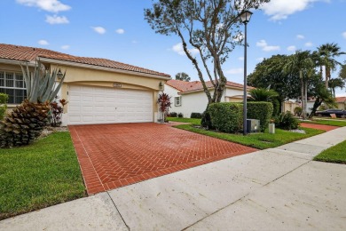 Lake Home For Sale in Delray Beach, Florida