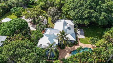 Discover unparalleled privacy and comfort in this Key West Style - photo 5